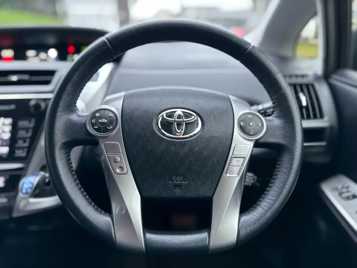 2019-toyota-prius-18-vvt-i-excel-big-17