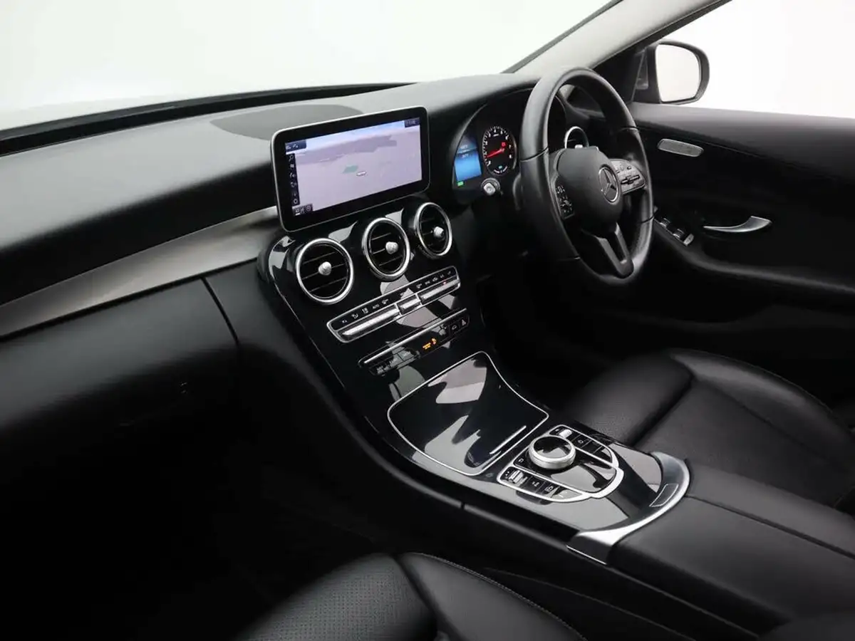 2019-mercedes-benz-c-class-15-c200-se-ss-saloon-4d-big-8