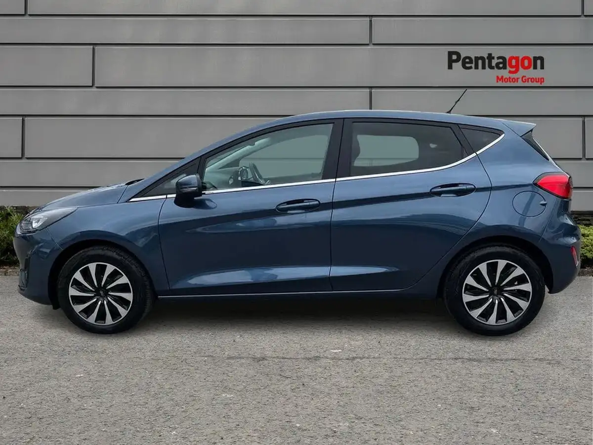 2023-ford-fiesta-10t-titanium-125ps-hybrid-mhev-big-11