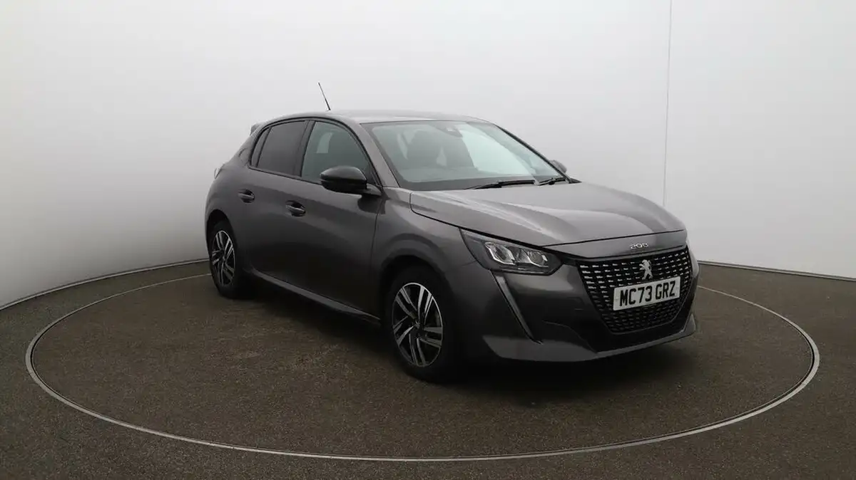 2023-peugeot-208-12-puretech-allure-premium-100ps-eat8-big-34