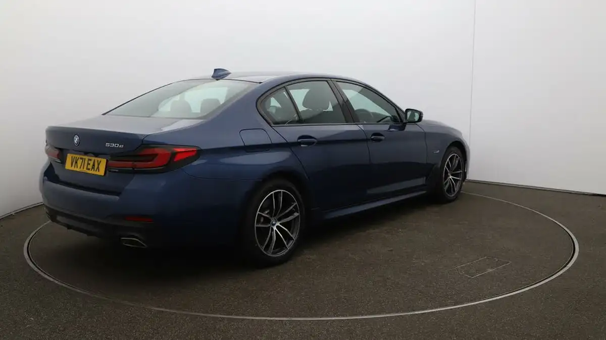 2021-bmw-5-series-20-530e-m-sport-saloon-4d-big-47