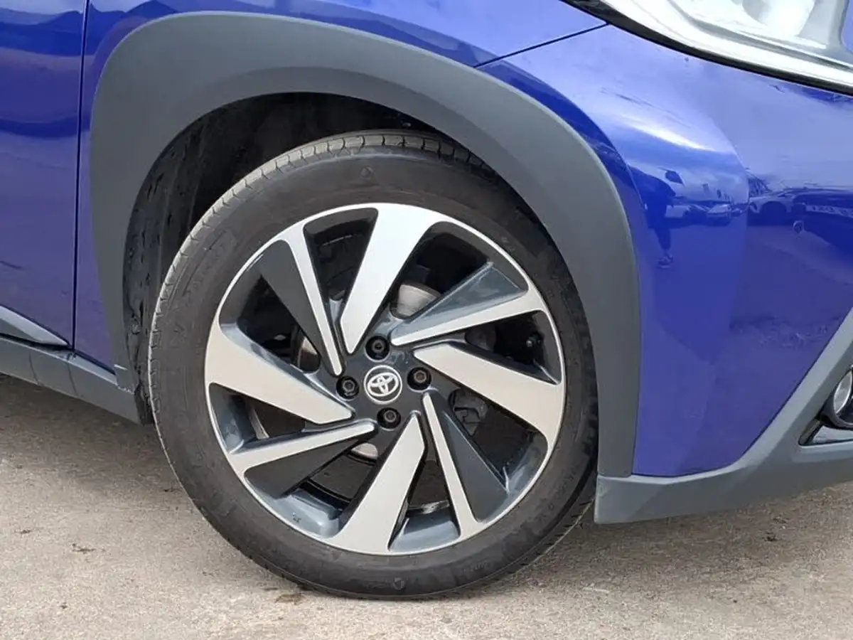 2022-toyota-aygo-x-10-vvt-i-exclusive-cvt-big-8