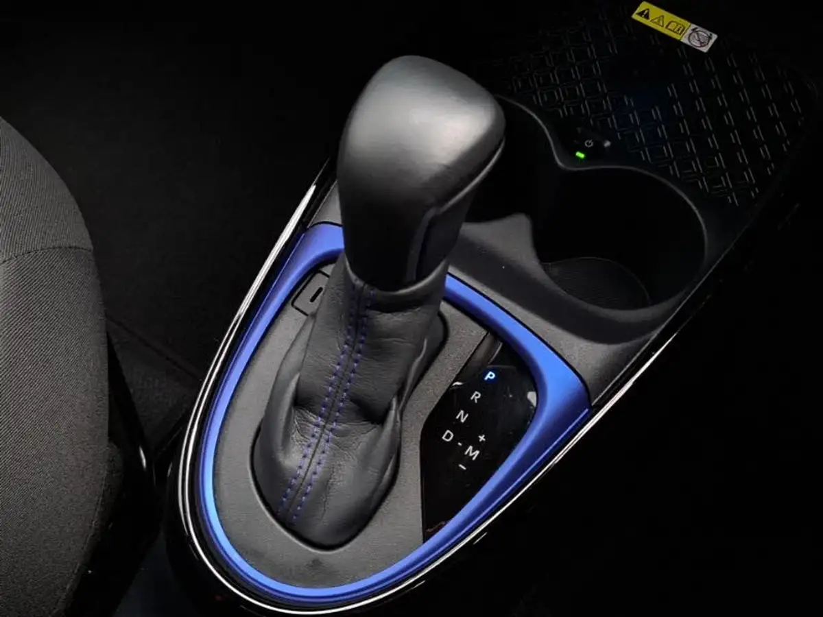 2022-toyota-aygo-x-10-vvt-i-exclusive-cvt-big-12