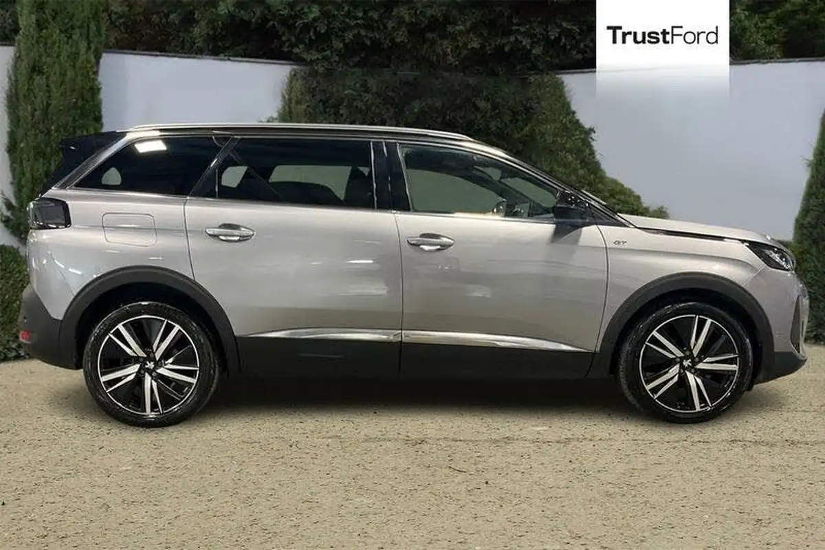 2022-peugeot-5008-suv-15-bluehdi-gt-premium-big-2
