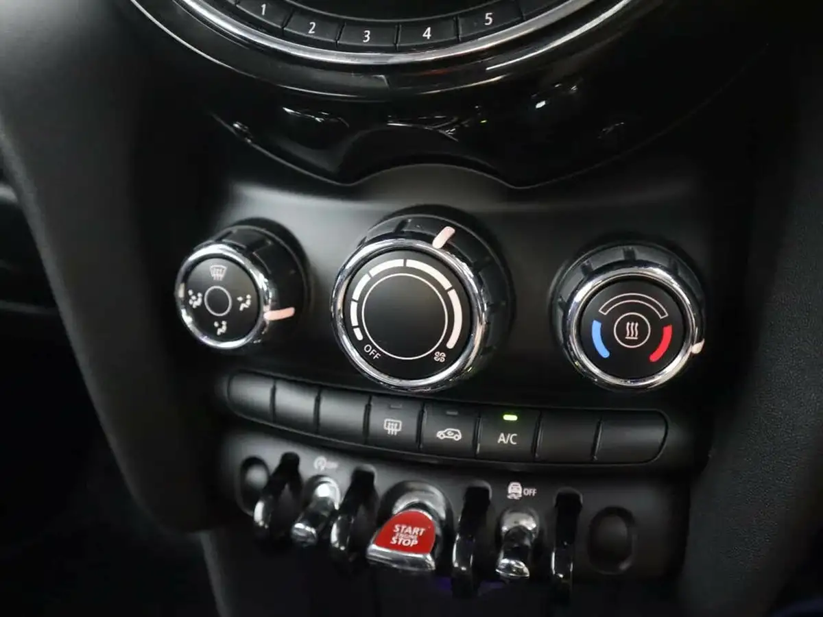 2019-mini-cooper-15-cooper-classic-hatchback-3d-auto-big-17