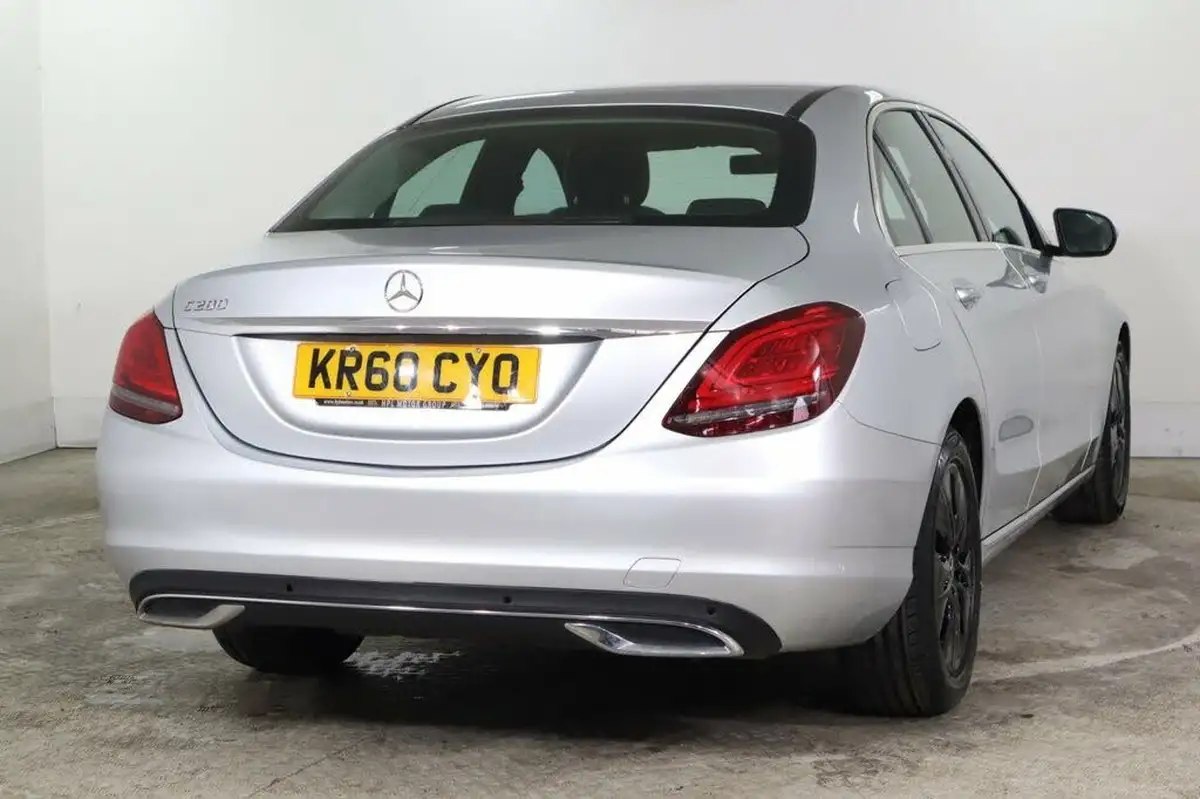 2018-mercedes-benz-c-class-15-c200-sport-ss-saloon-4d-big-3
