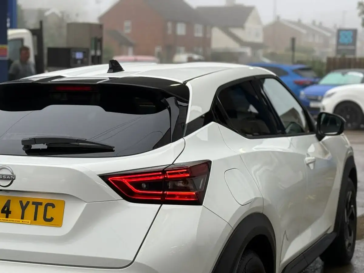 2024-nissan-juke-10-dig-t-n-connecta-big-32
