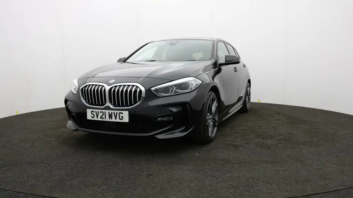 2021-bmw-1-series-15-118i-m-sport-lcp-big-50