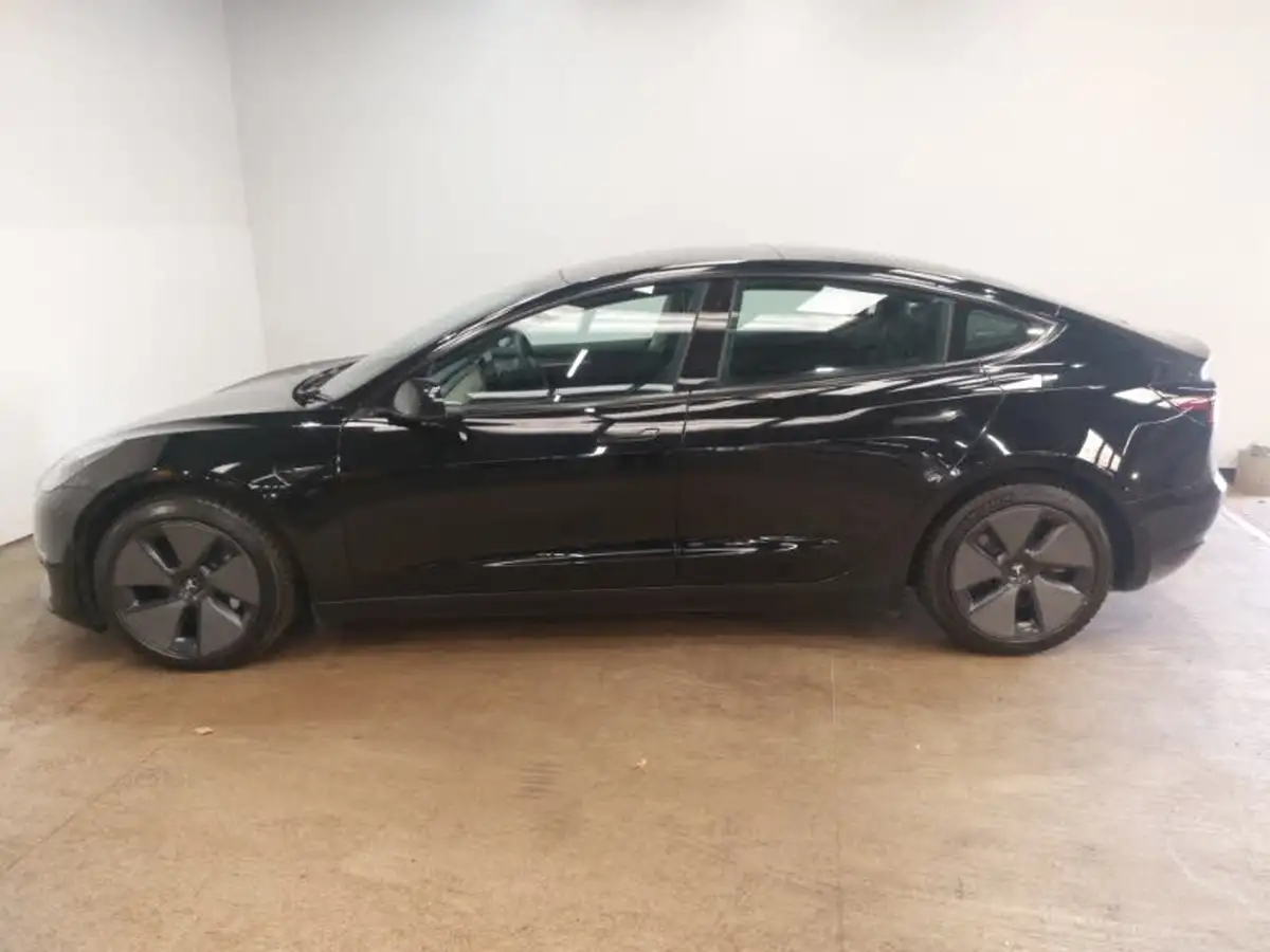2021-tesla-model-3-e-long-range-4x4-big-3