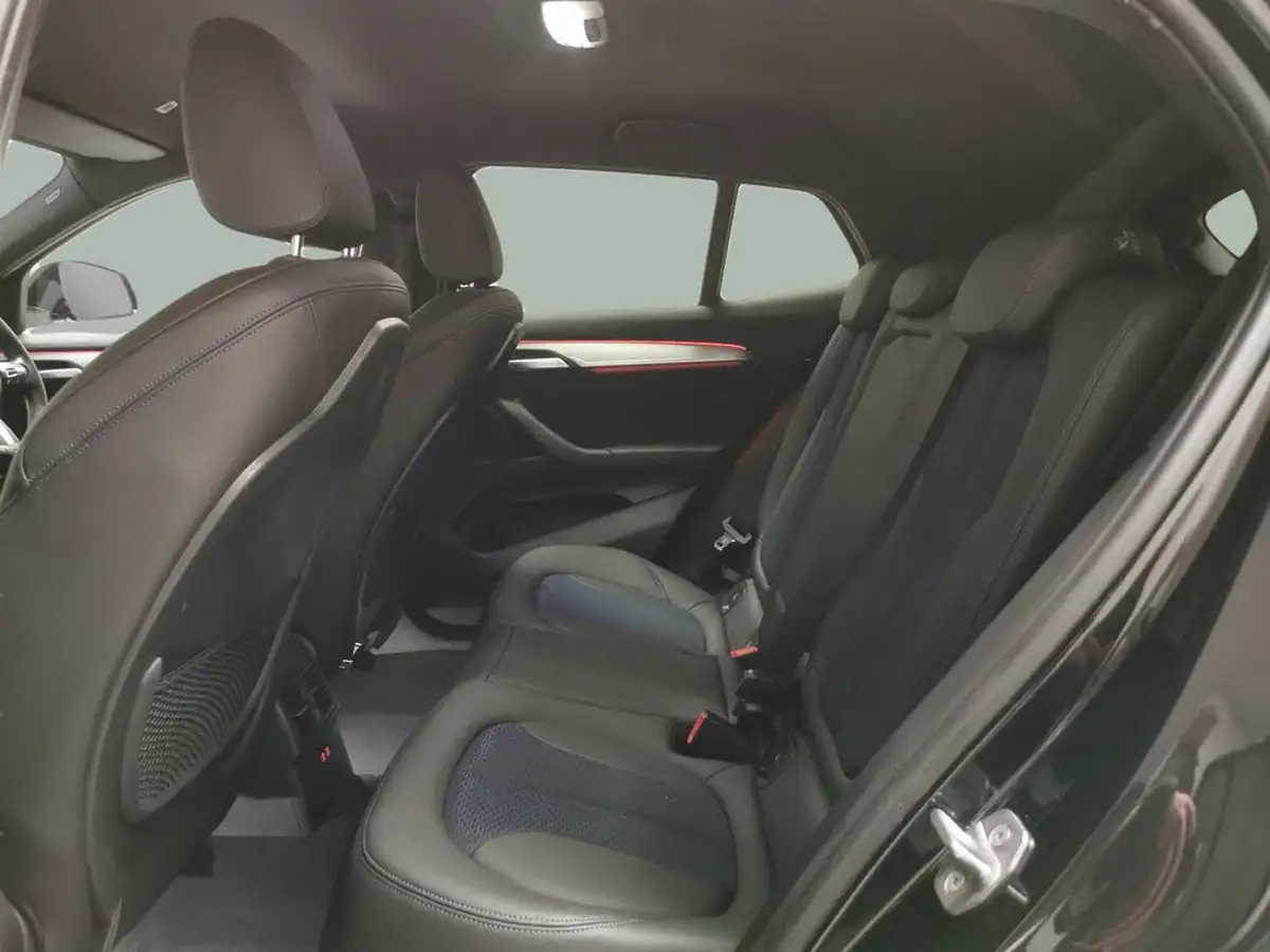 2021-bmw-x2-15-sdrive18i-m-sport-dct-big-24