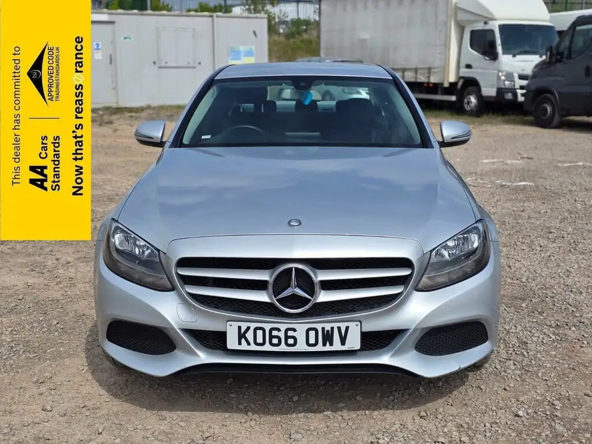 2017-mercedes-benz-c-class-20-c200-se-saloon-4d-9g-tronic-plus-big-1