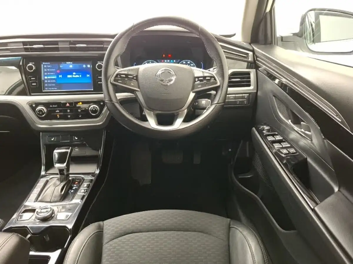 2021-kgm-ssangyong-korando-15-ventura-auto-big-6