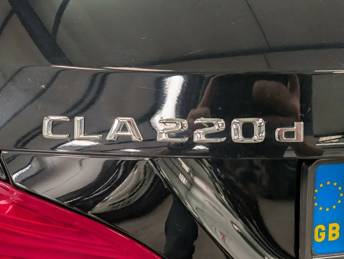 2016-mercedes-benz-cla-21d-cla220-amg-sport-ss-shooting-brake-5d-big-46