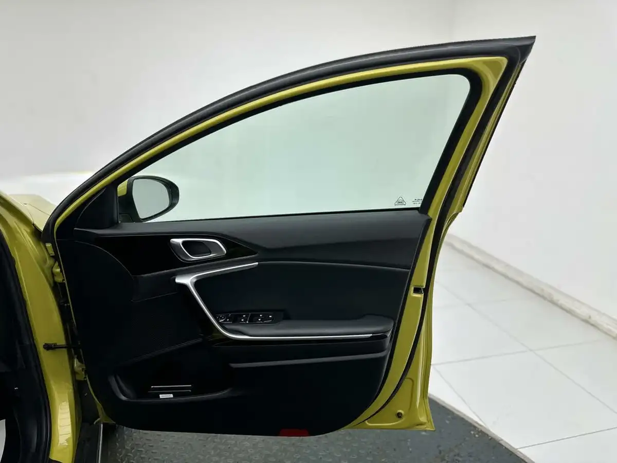 2022-kia-xceed-16-gdi-3-big-14