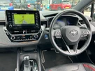 2019-toyota-corolla-18-vvt-i-excel-trk-hatchback-small-10