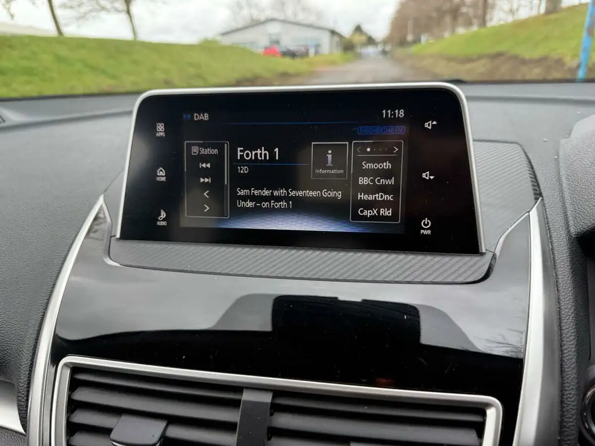 2019-mitsubishi-eclipse-cross-15-4-auto-big-26
