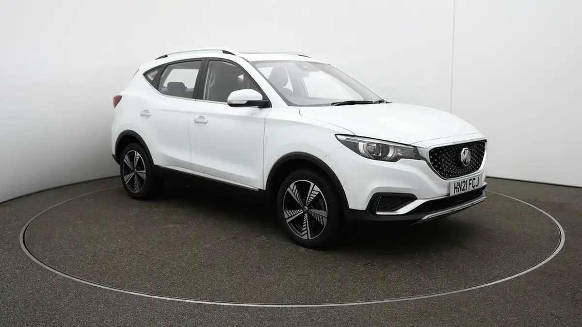 2021-mg-zs-suv-e-exclusive-ev-big-35
