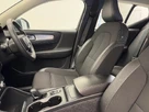 2019-volvo-xc40-20-t4-momentum-pro-awd-small-12