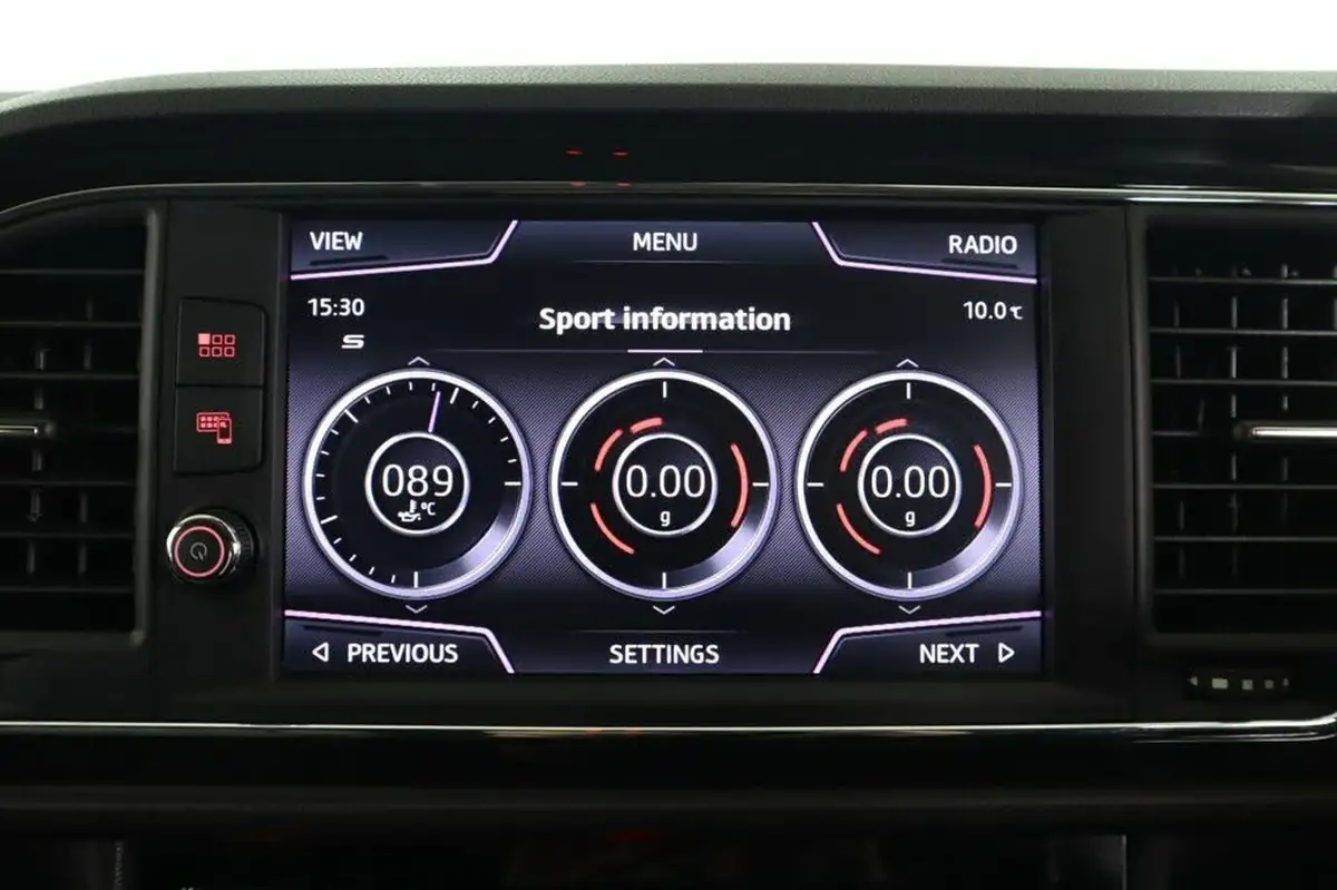 2019-seat-leon-20-tsi-fr-sport-hatchback-big-40