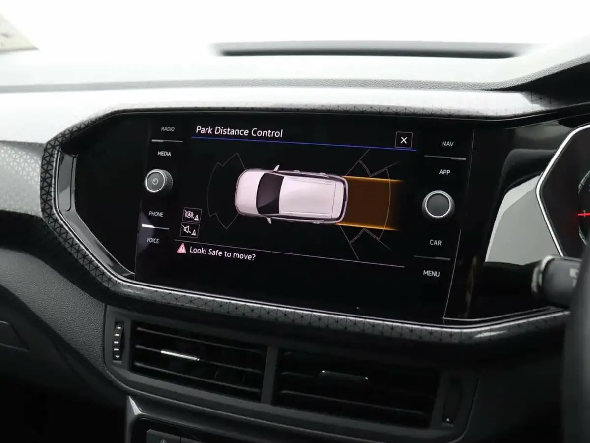 2020-volkswagen-t-cross-10-tsi-sel-110ps-dsg-big-17