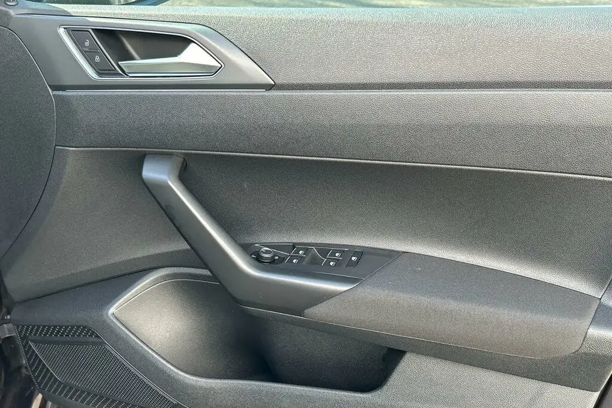 2022-volkswagen-taigo-10-tsi-r-line-dsg-big-43