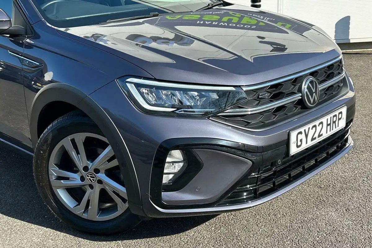 2022-volkswagen-taigo-10-tsi-r-line-dsg-big-21