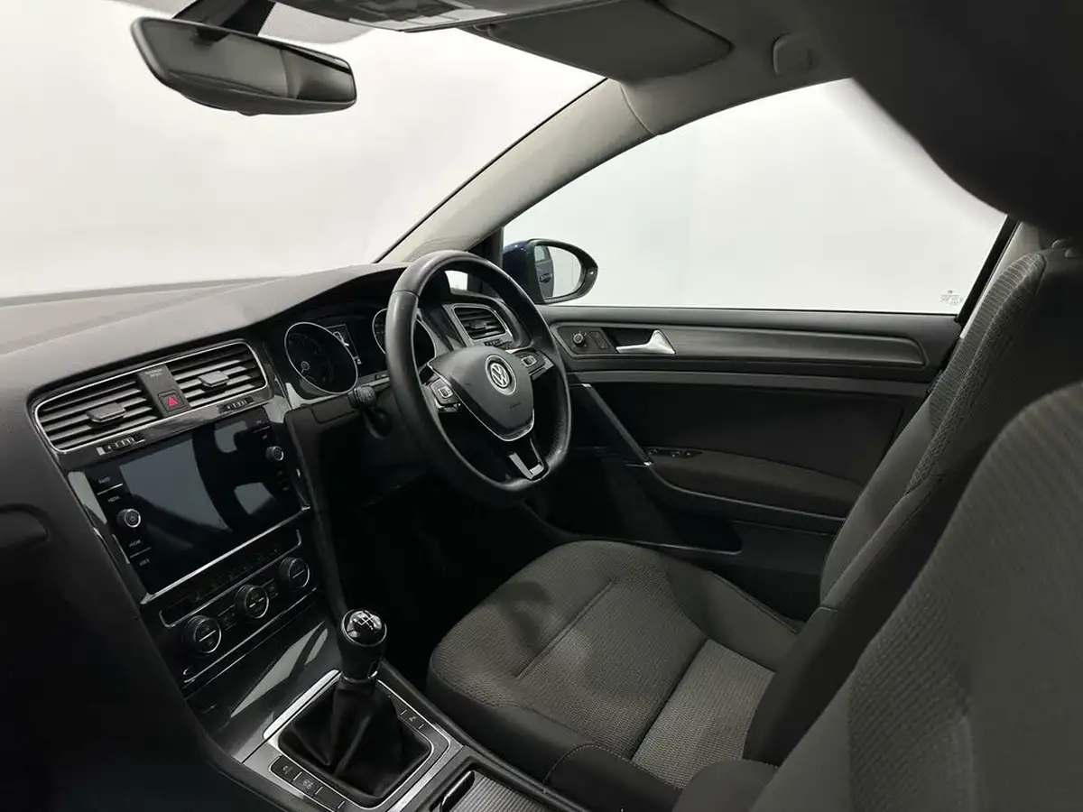 2020-volkswagen-golf-15-tsi-match-edition-150ps-hatchback-big-29