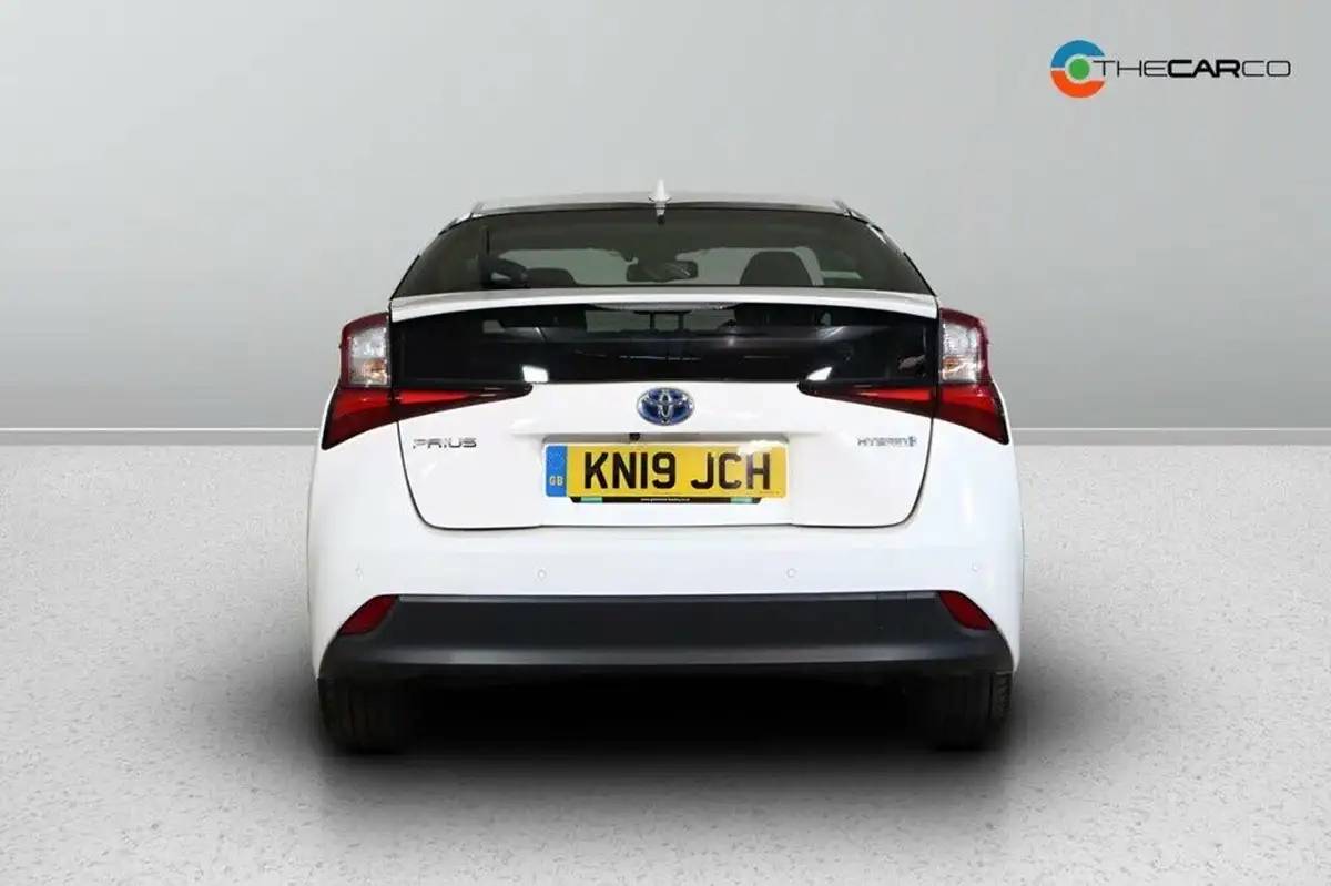 2019-toyota-prius-18-vvt-i-excel-cvt-big-5