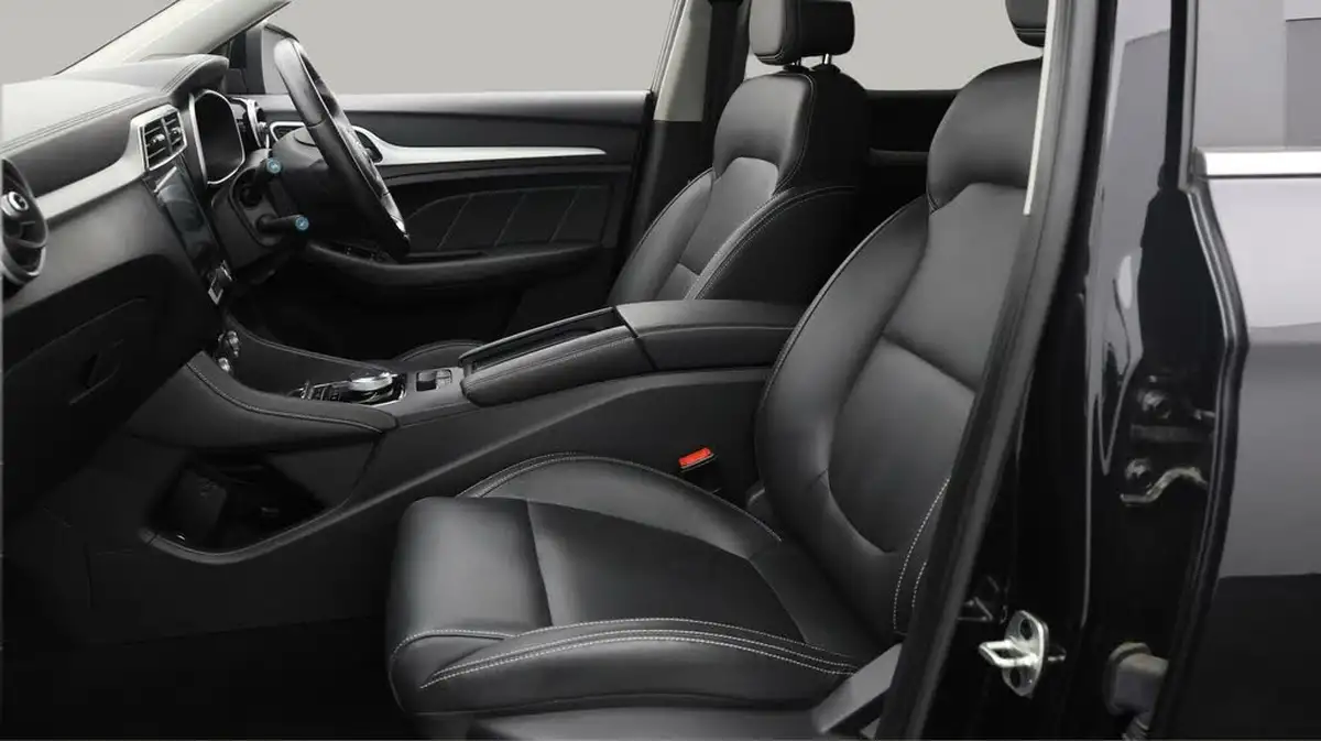 2021-mg-zs-suv-e-exclusive-ev-big-13