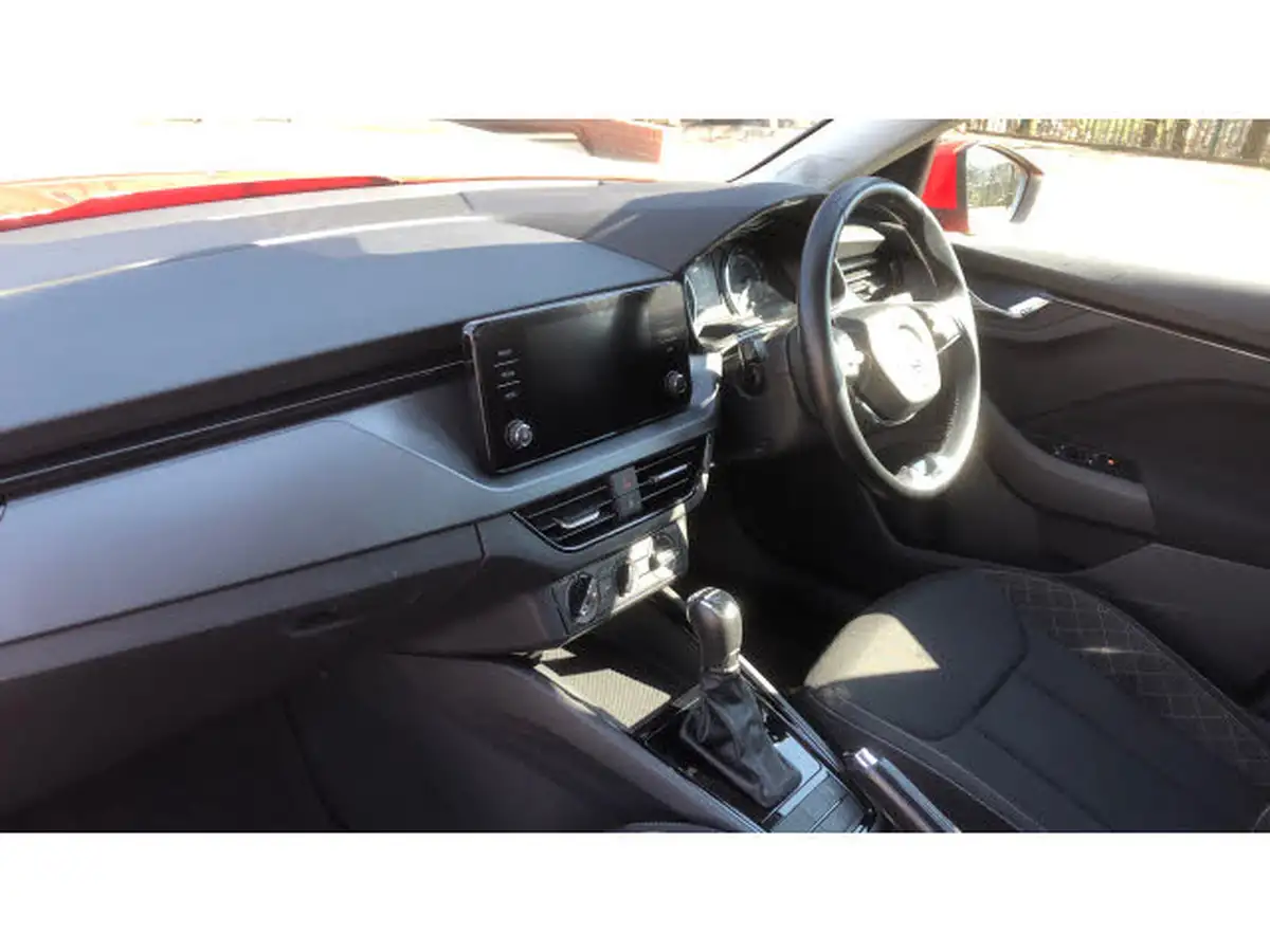 2021-skoda-kamiq-10-tsi-se-109ps-dsg-big-8