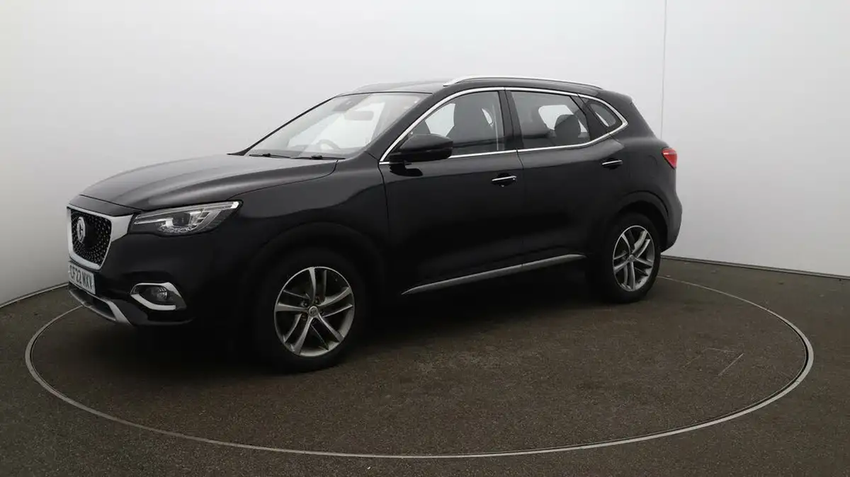 2022-mg-hs-15t-gdi-exclusive-162ps-big-60