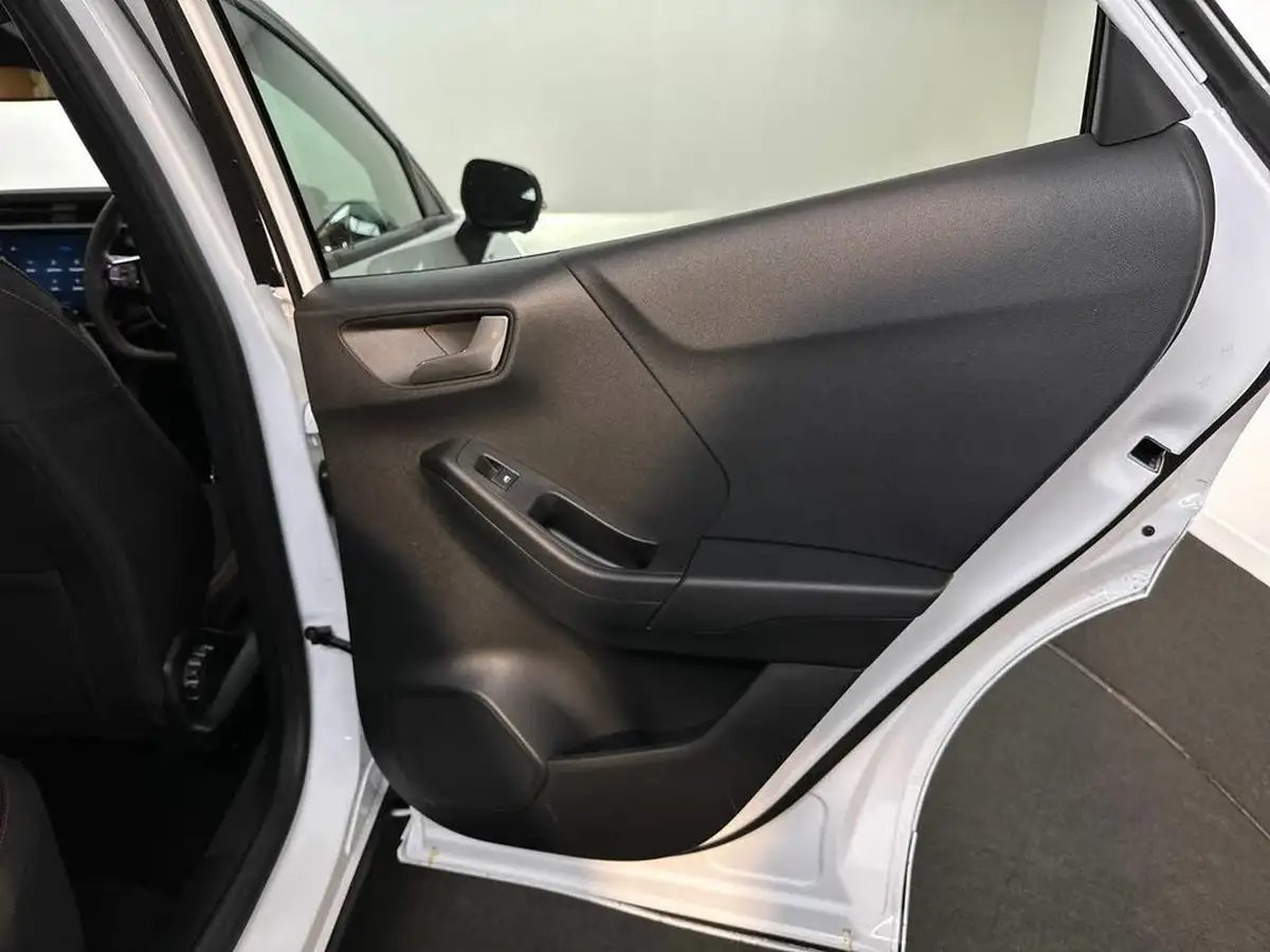 2025-ford-puma-suv-10-st-line-auto-big-28