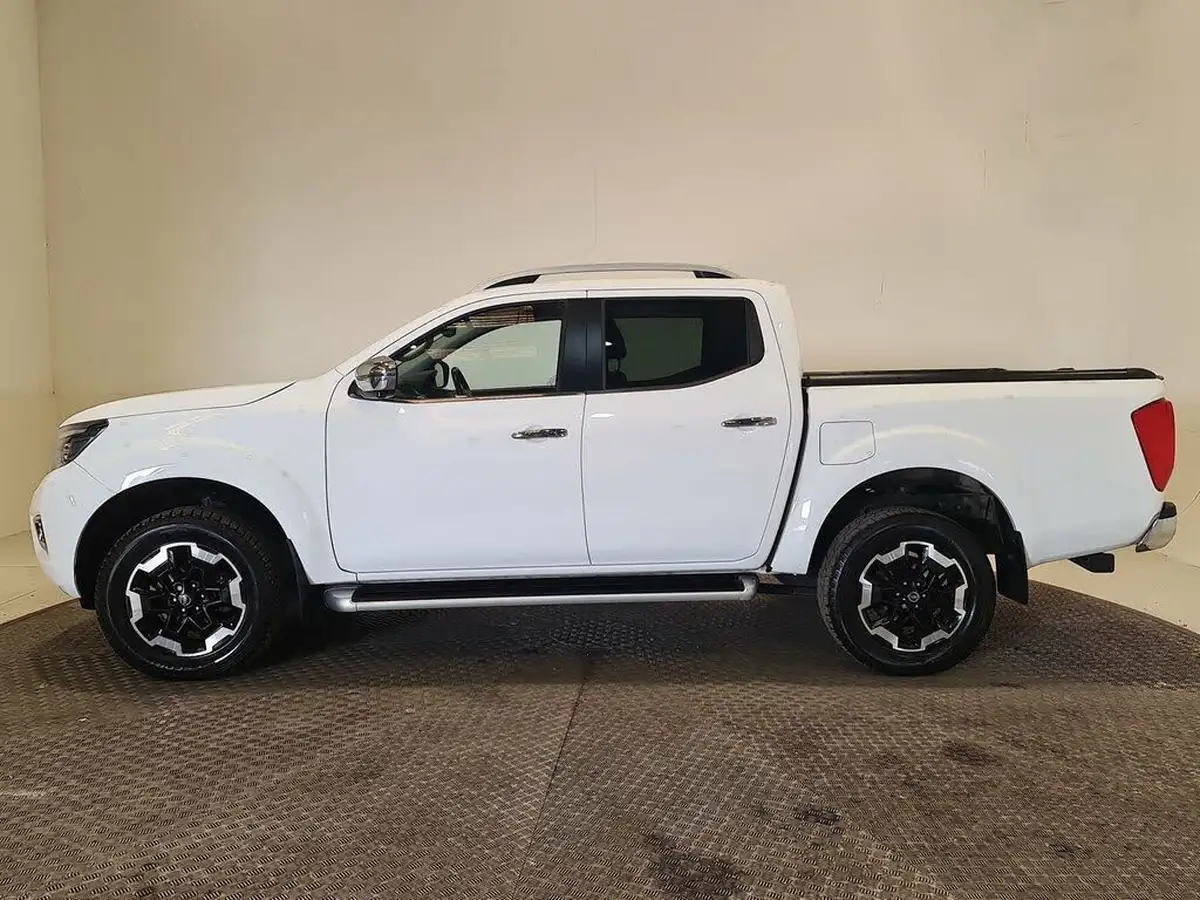 2021-nissan-navara-23dci-tt-tekna-8-navileather-auto-big-12