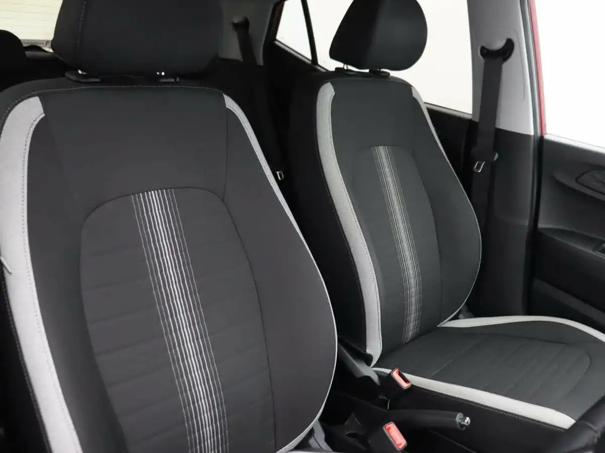 2022-hyundai-i10-12-premium-big-9