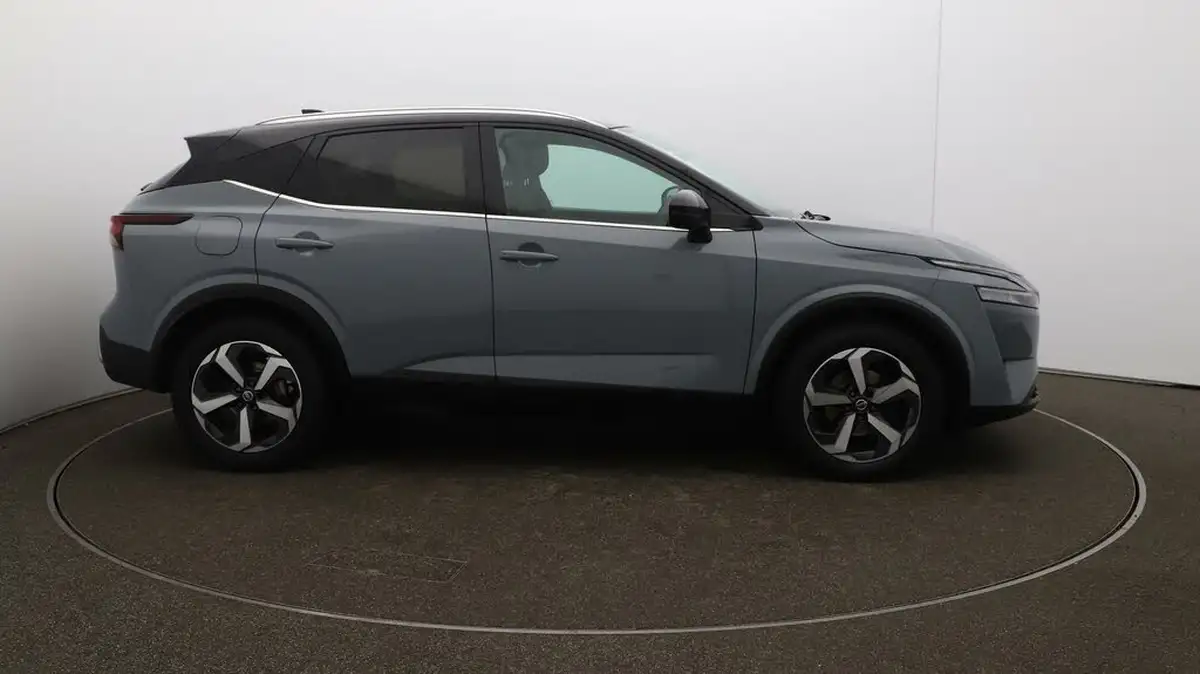 2021-nissan-qashqai-13-dig-t-premiere-edition-140ps-big-40
