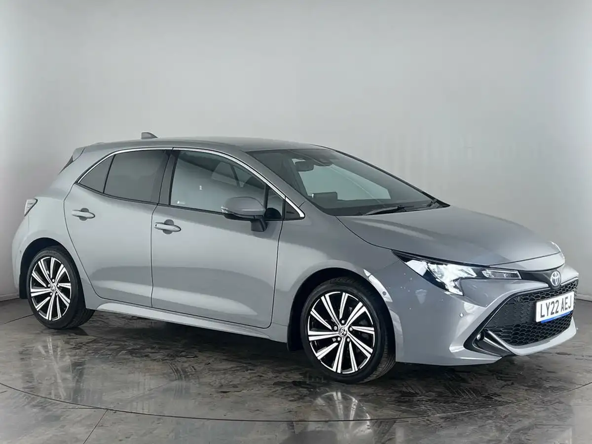 2022-toyota-corolla-18-vvt-i-design-120bhp-trk-hatchback-5d-big-0
