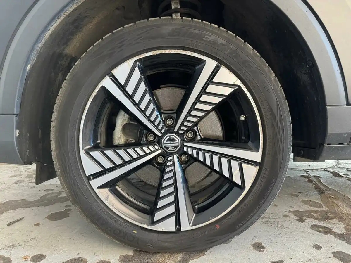 2020-mg-zs-suv-e-exclusive-ev-big-31