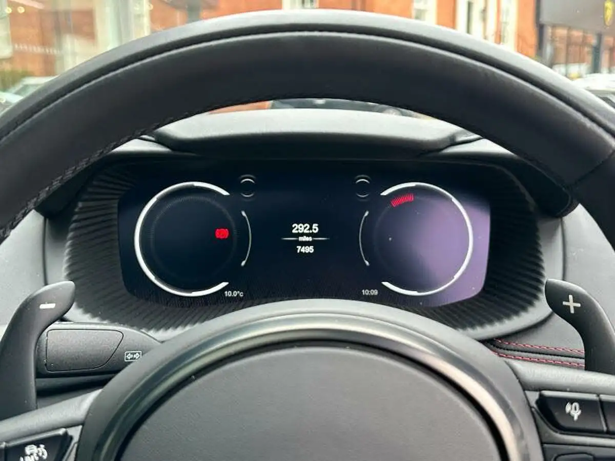 2023-aston-martin-dbx-40-v8-big-5