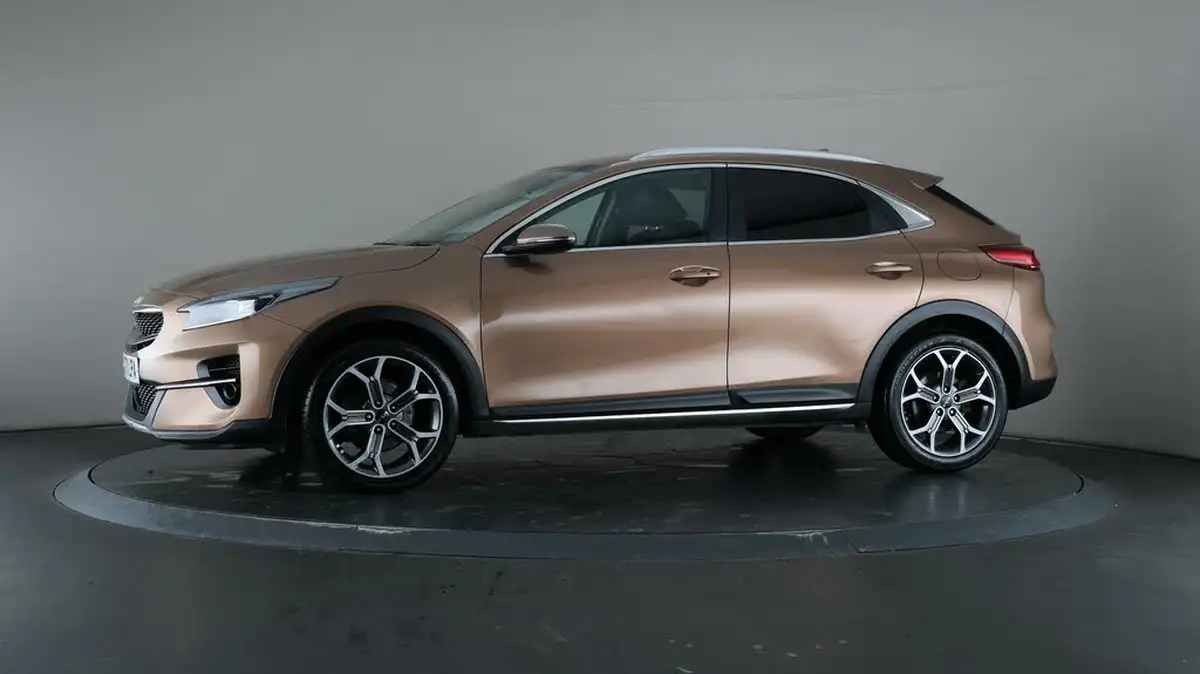 2022-kia-xceed-15-t-gdi-3-big-31