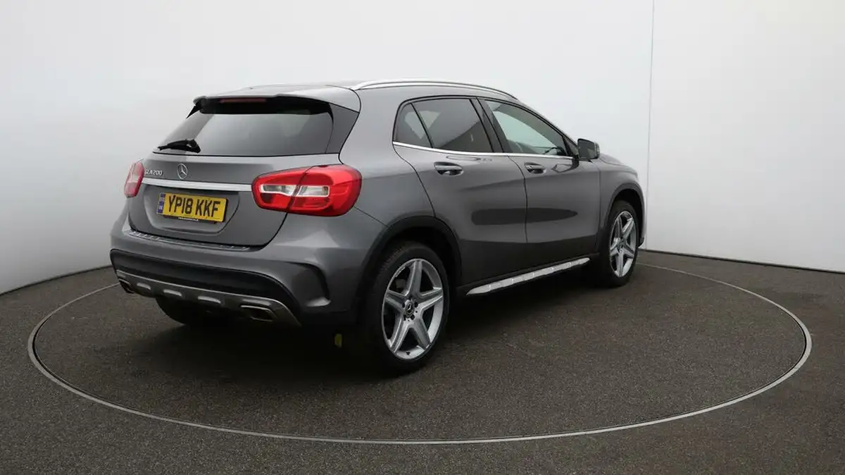 2018-mercedes-benz-gla-class-16-gla-200-amg-line-154bhp-big-44