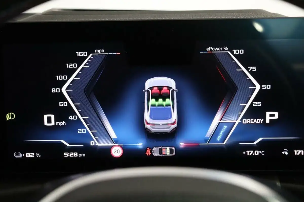 2023-bmw-i4-e-m50-big-24