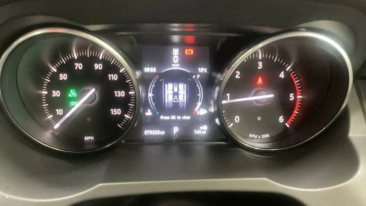2018-land-rover-range-rover-evoque-20td4-hse-dynamic-ss-hatchback-5d-auto-big-9