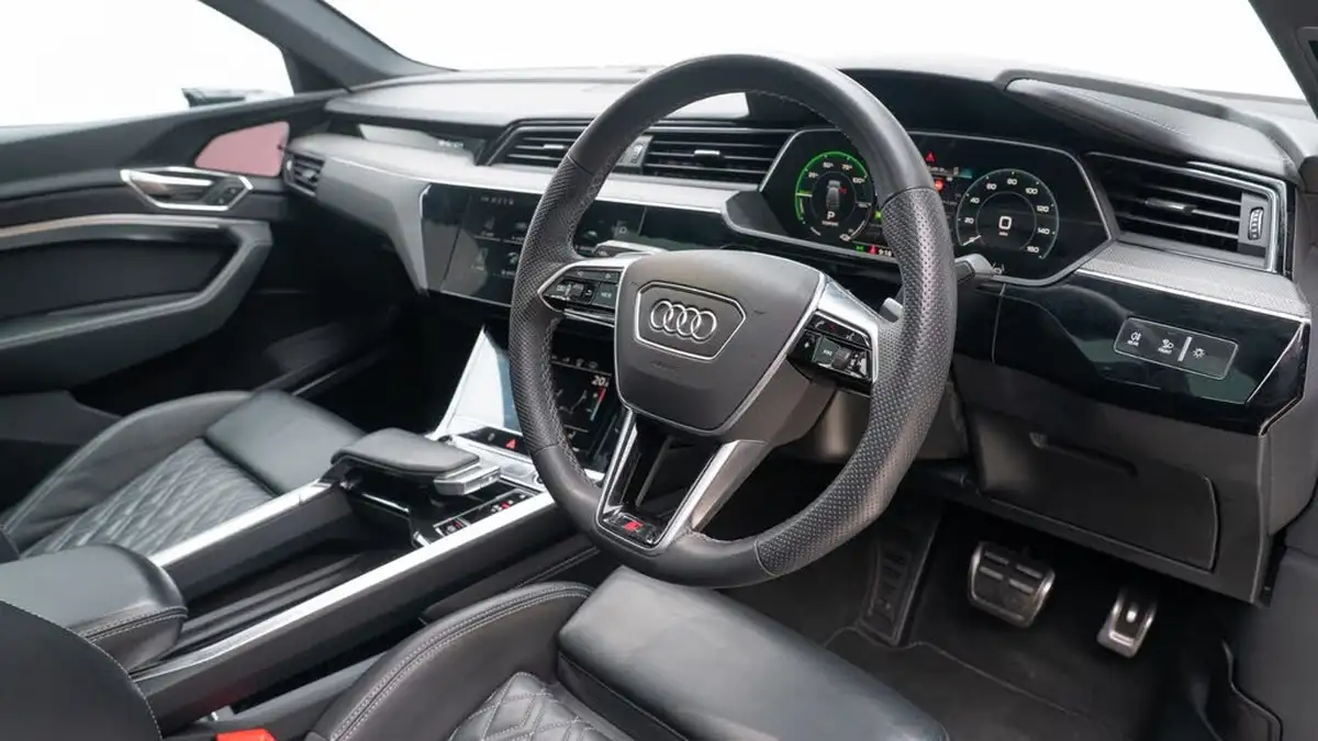 2023-audi-q8-e-tron-55e-vorsprung-sportback-big-21