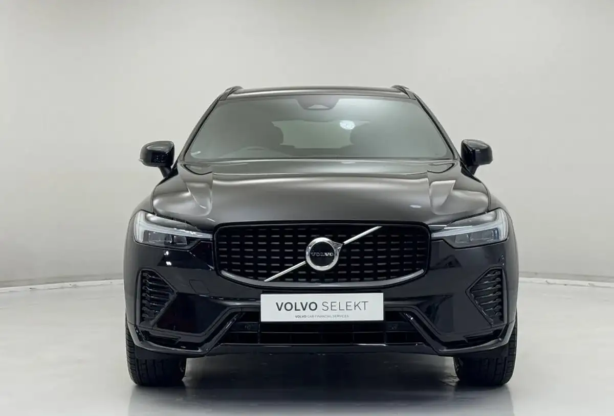 2021-volvo-xc60-20td-b4-r-design-awd-big-2