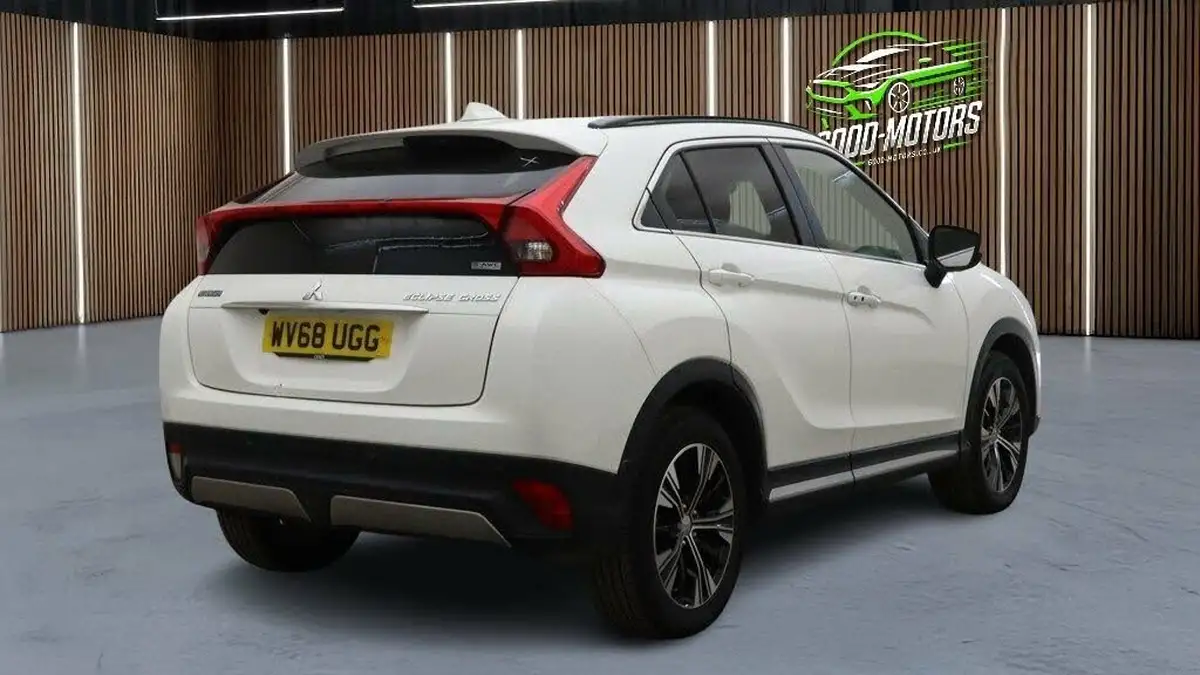 2018-mitsubishi-eclipse-cross-15-4-auto-big-2