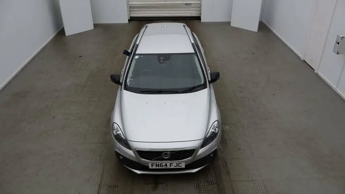 2014-volvo-v40-16td-d2-cross-country-lux-powershift-big-12