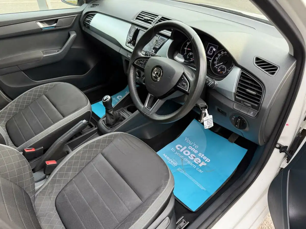 2019-skoda-fabia-10-tsi-se-95ps-ss-hatchback-big-14