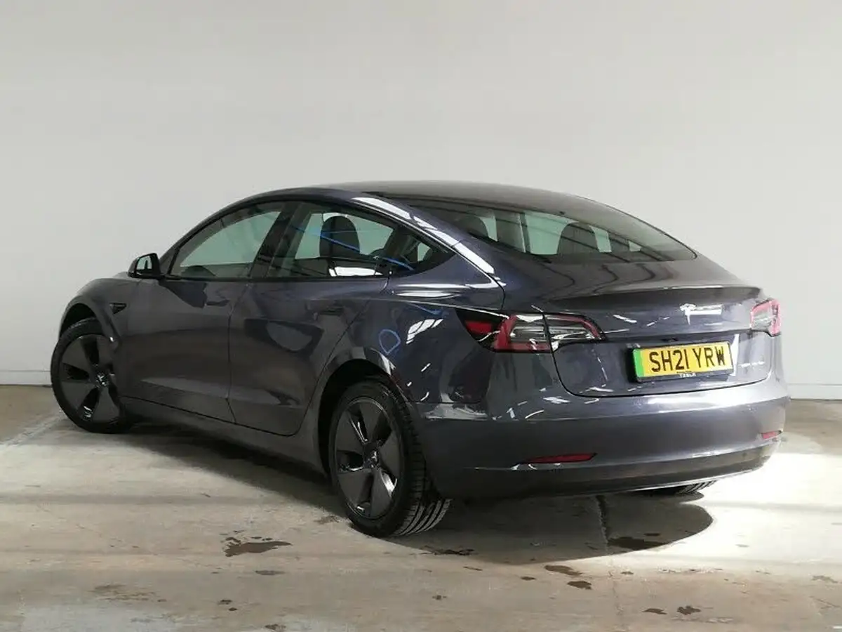 2021-tesla-model-3-e-long-range-4x4-big-1