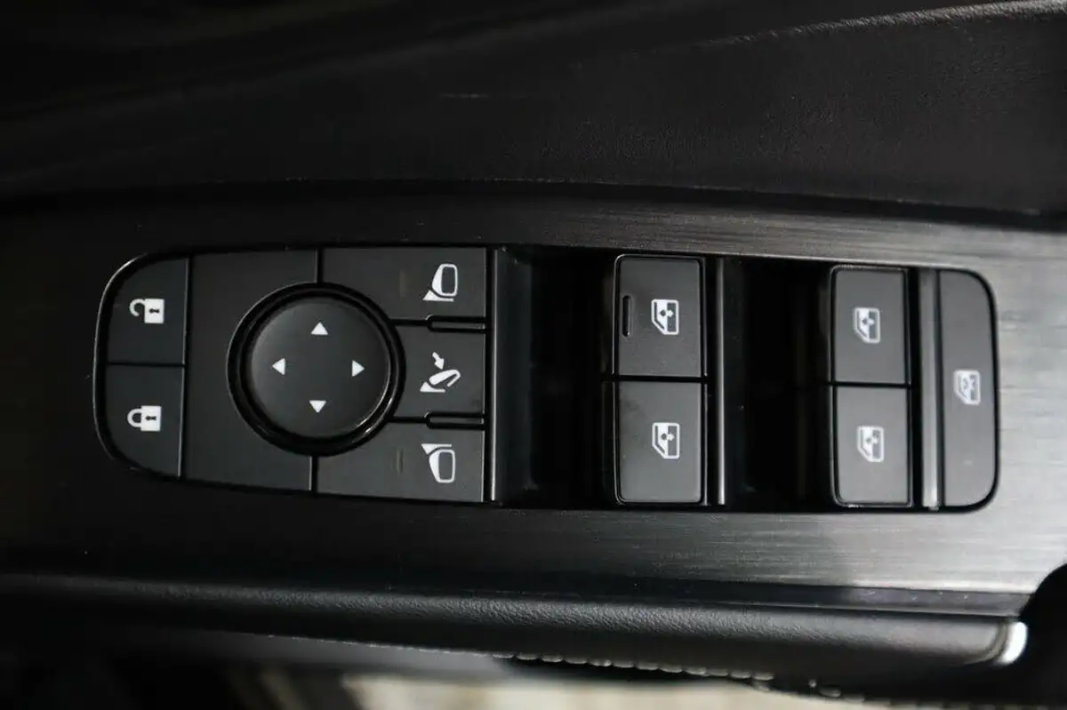 2023-nissan-qashqai-13-dig-t-n-connecta-160ps-auto-big-22