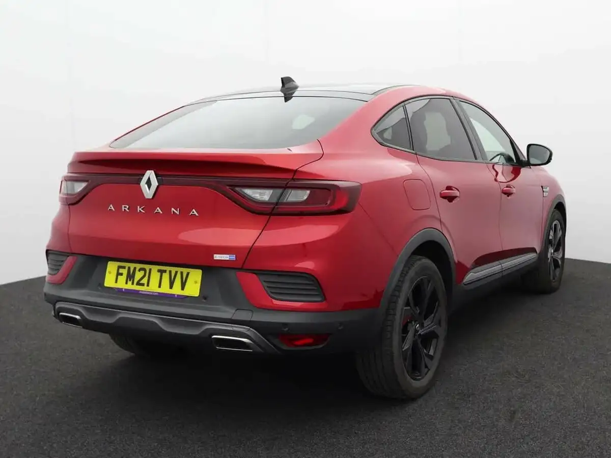 2021-renault-arkana-16-rs-line-big-4